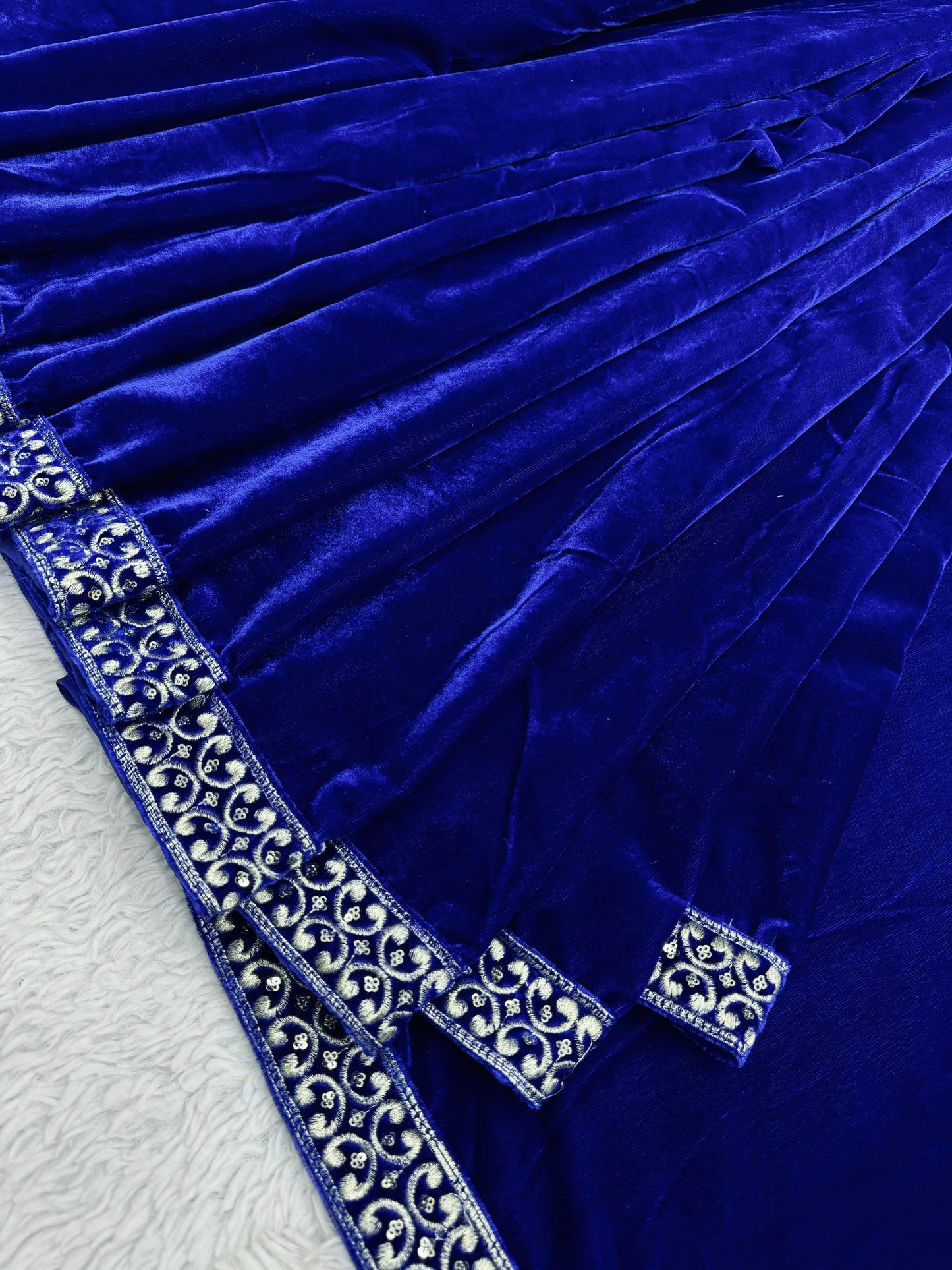 Royal Blue Wedding Saree - Traditional Indian Silk Crepe with Velvet Blouse |Perfect Ethnic Gift for Women in USA|Elegant Indian Bridal Wear