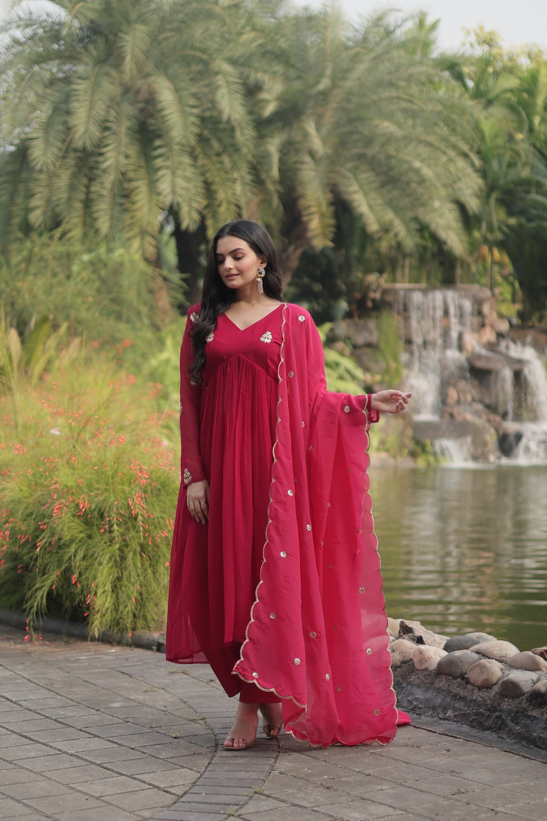 Exquisite Faux Blooming Suit for Effortless Elegance
