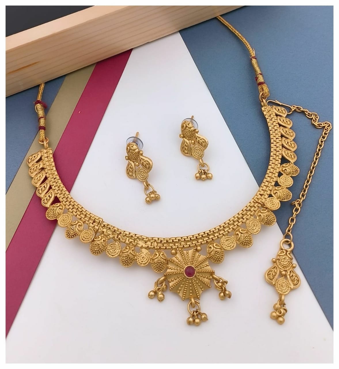 Fashion Latest Choker Design Necklace Set For Women