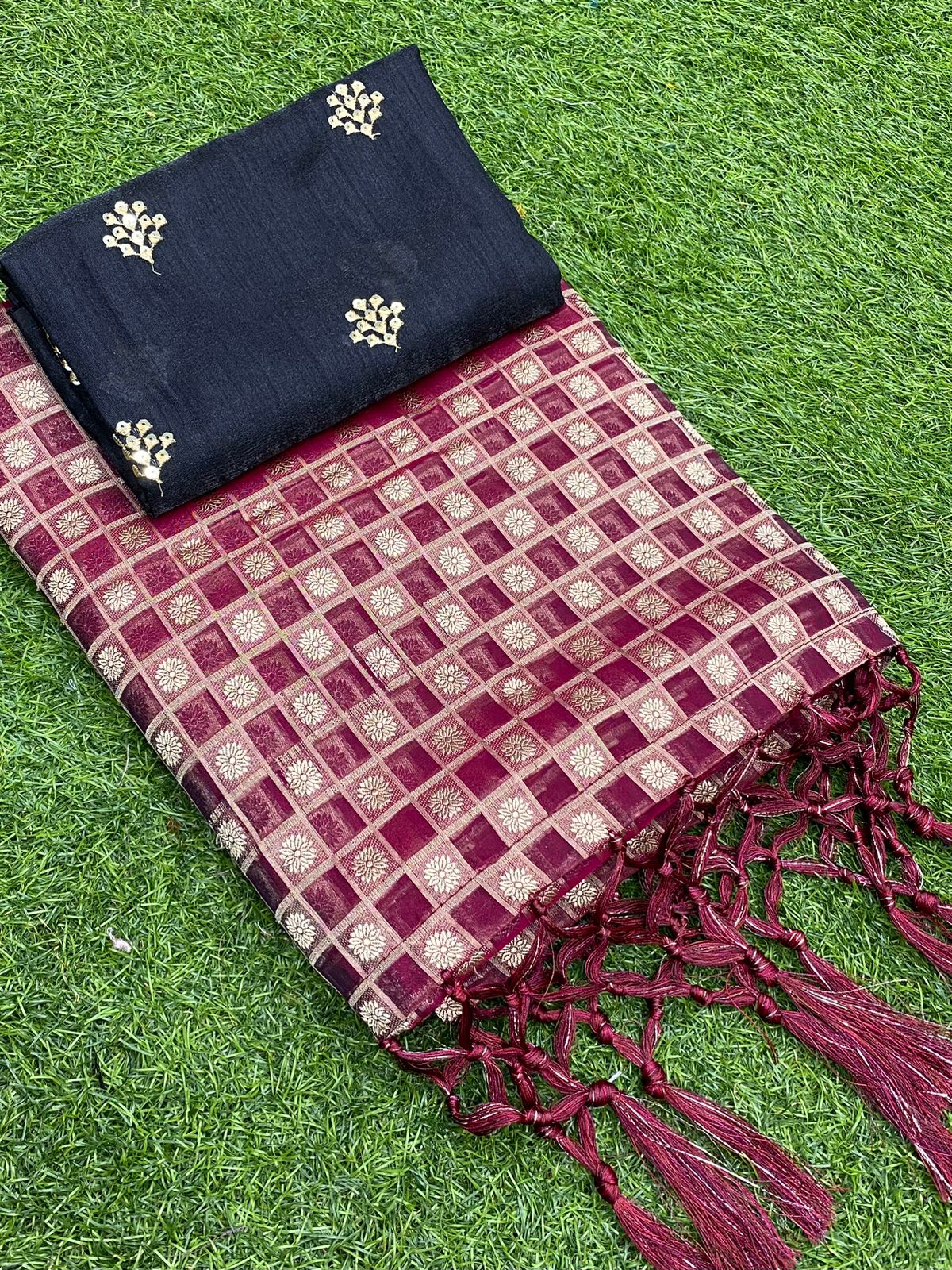 Zany Silk Jacquard Saree