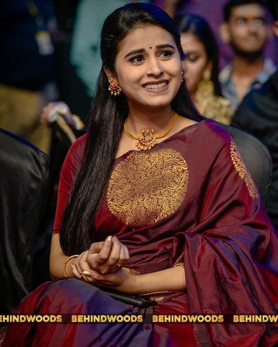 Beautiful Deigner Soft Lichi Silk Saree