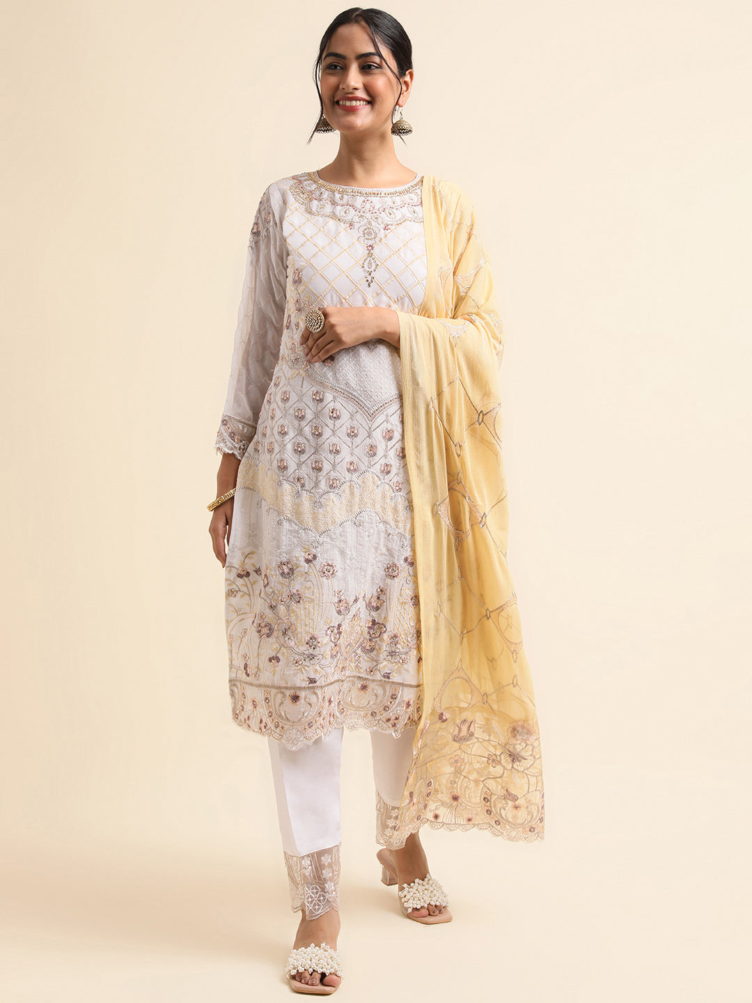Pakistani Suit Design : Elevate Your Style