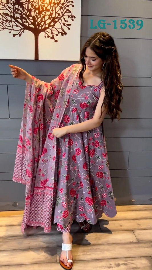 Beautiful Designer  printed Creape  Salwar Suit