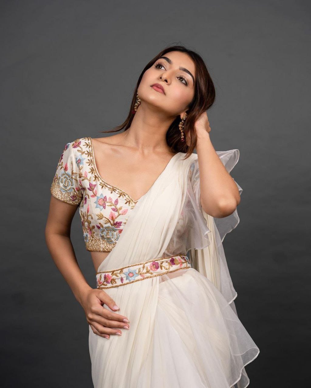 Off White Printed Ruffle Saree With Belt Set – Estie Couture