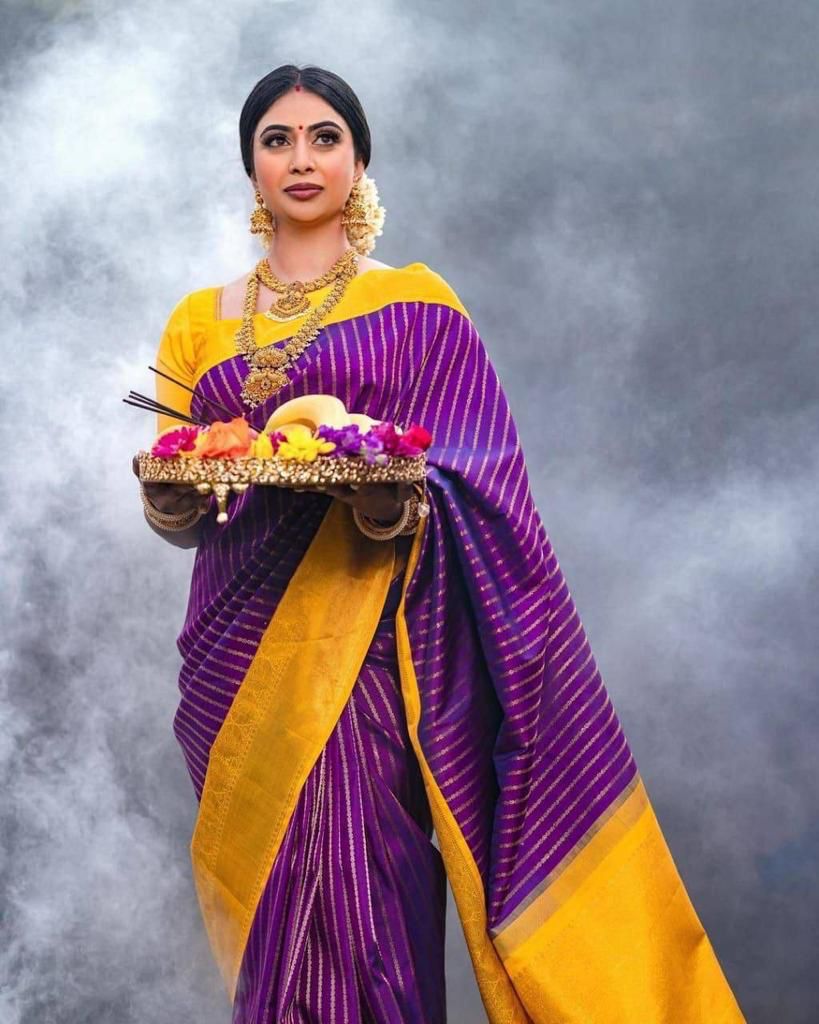 Women's Kanjivaram Soft Silk Banarasi Saree