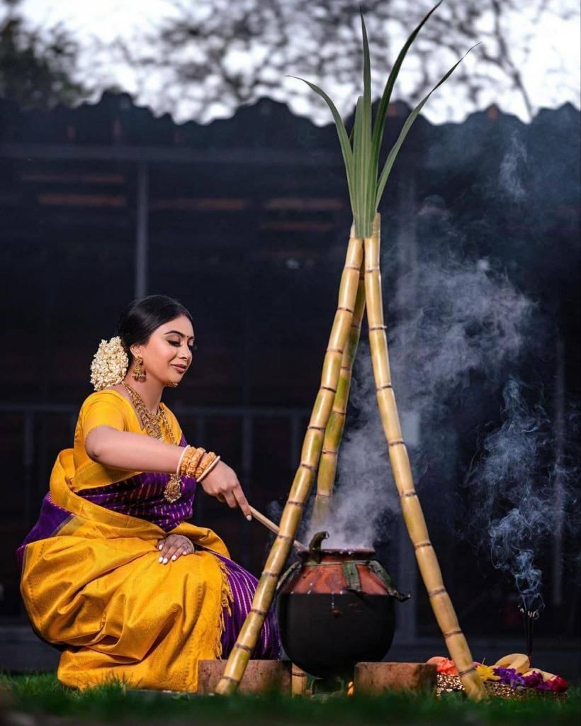 Women's Kanjivaram Soft Silk Banarasi Saree