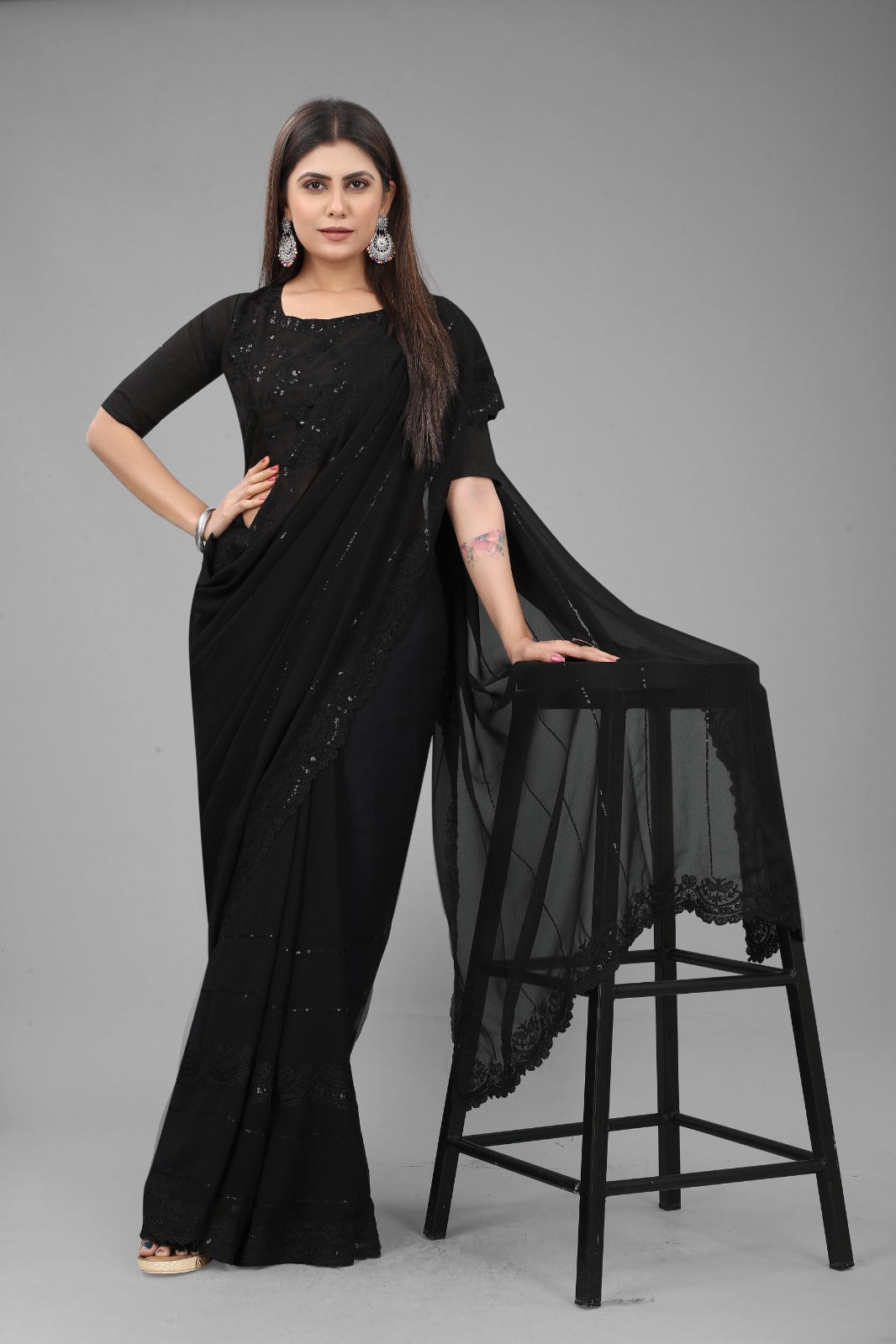 Plain Black Crush Saree With Multi Color Blouse