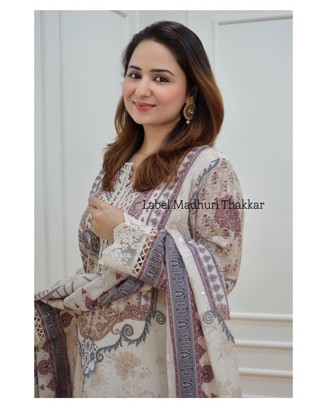 Ivory Digital Print Pakistani Suit