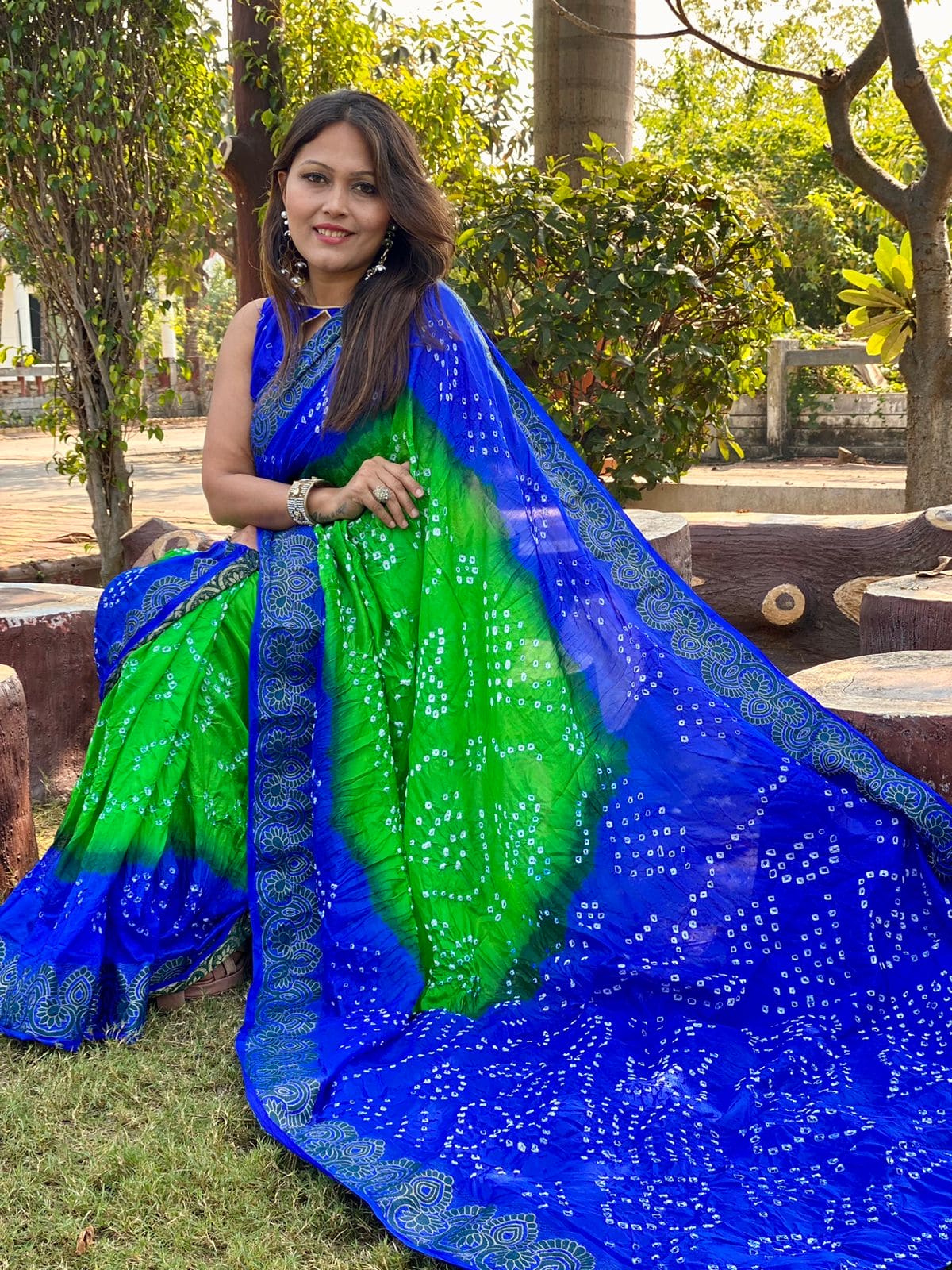 Bandhani saree with Blouse