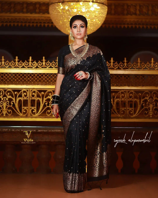 Women's Gold Zari Weaving Jacquard Design Pure Banarasi Silk Saree With Heavy Brocade Unstitched Blouse