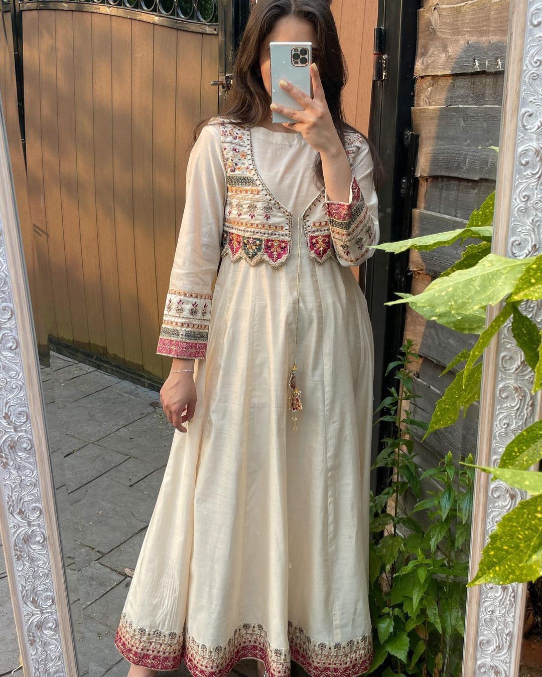 Embroidered Silk Party wear gown with dupatta, Embroidered Party wear gown for women, Silk wedding anarkali suit,Wedding suit,Pakistani Suit