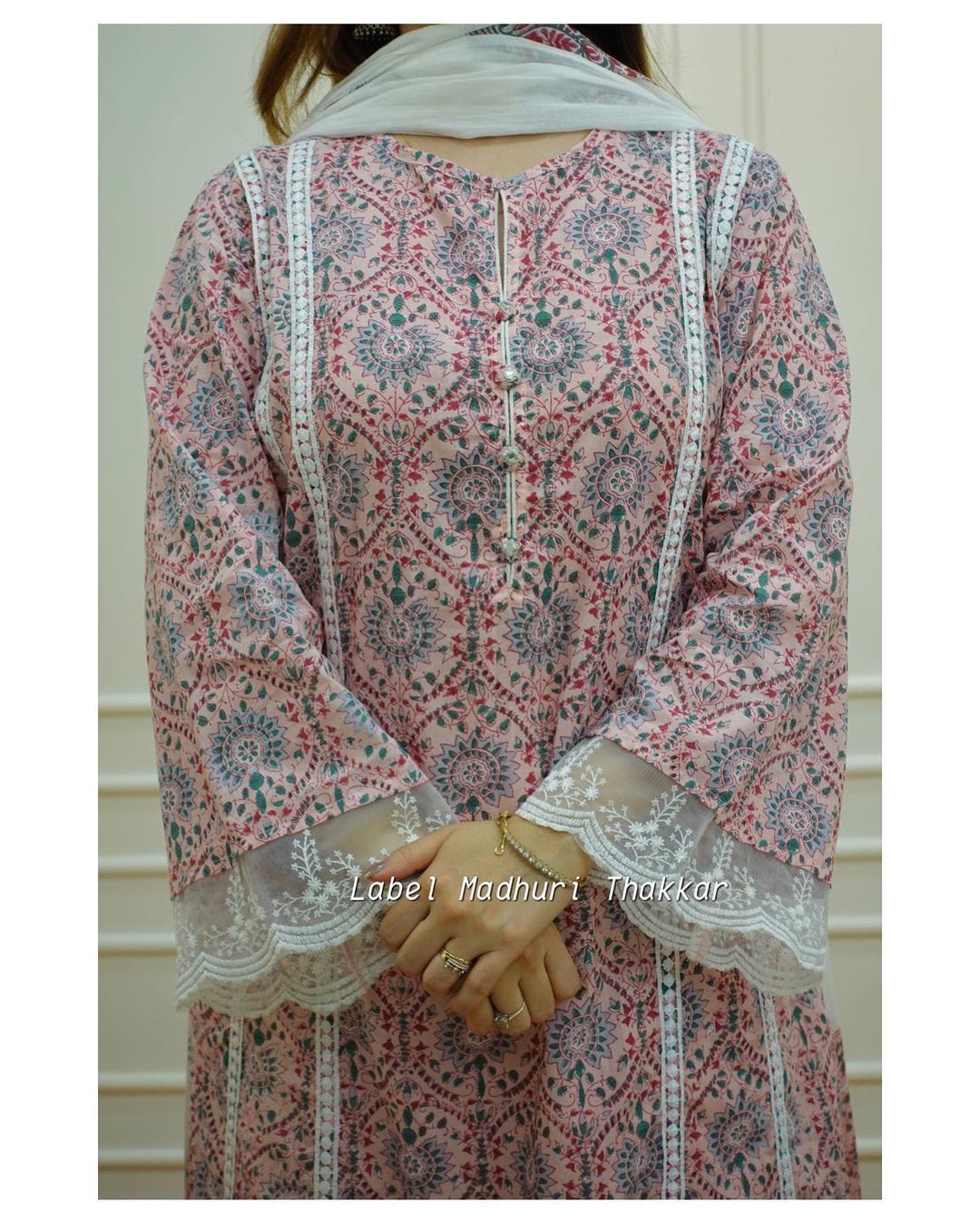 Ivory Digital Print Pakistani suit