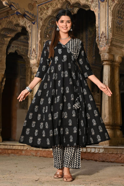 have Handblock prints Kurti Set