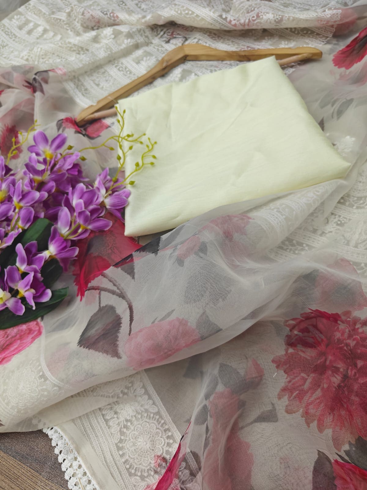 Pink Quartz Organza Floral Saree with Unstitched Blouse