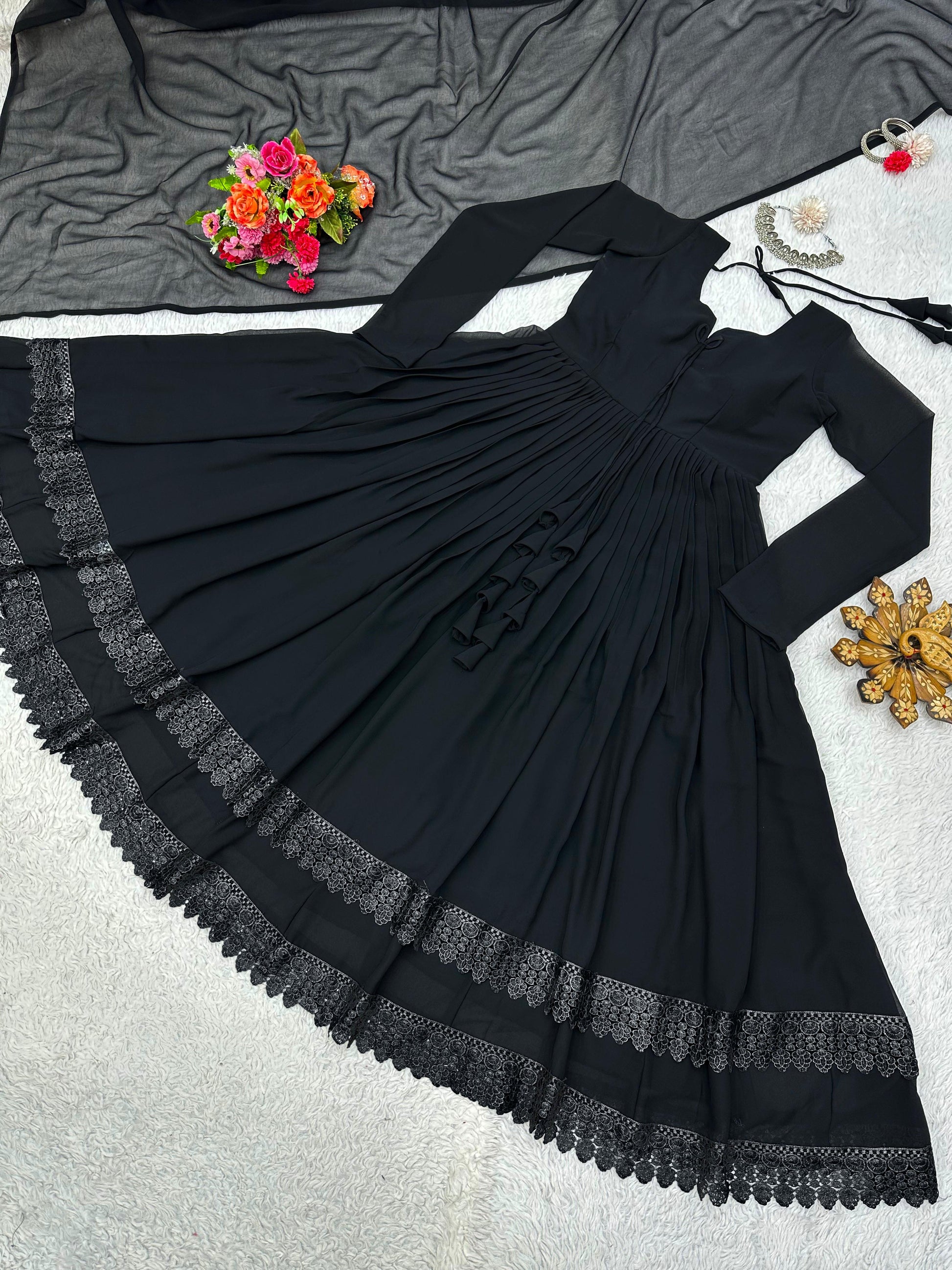  Women's Black Lace Dress
