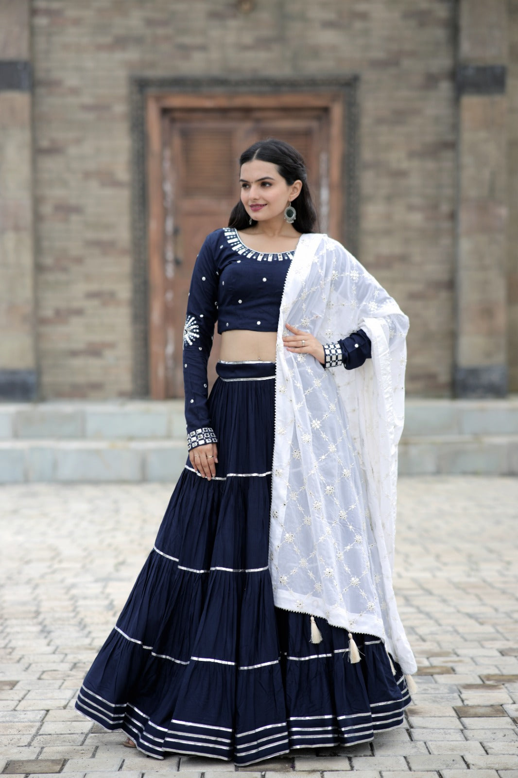 Kkalakriti Gujrati Garba Lehenga Choli Multi Color|Navratra Dance Chaniya  Choli Dress|Radha Ji Lehenga Costume (7-9 yrs) : Amazon.in: Fashion