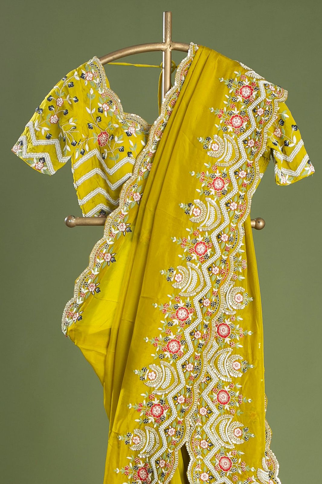 Tussar Saree With Stone Embellishment And Embroidered Borders