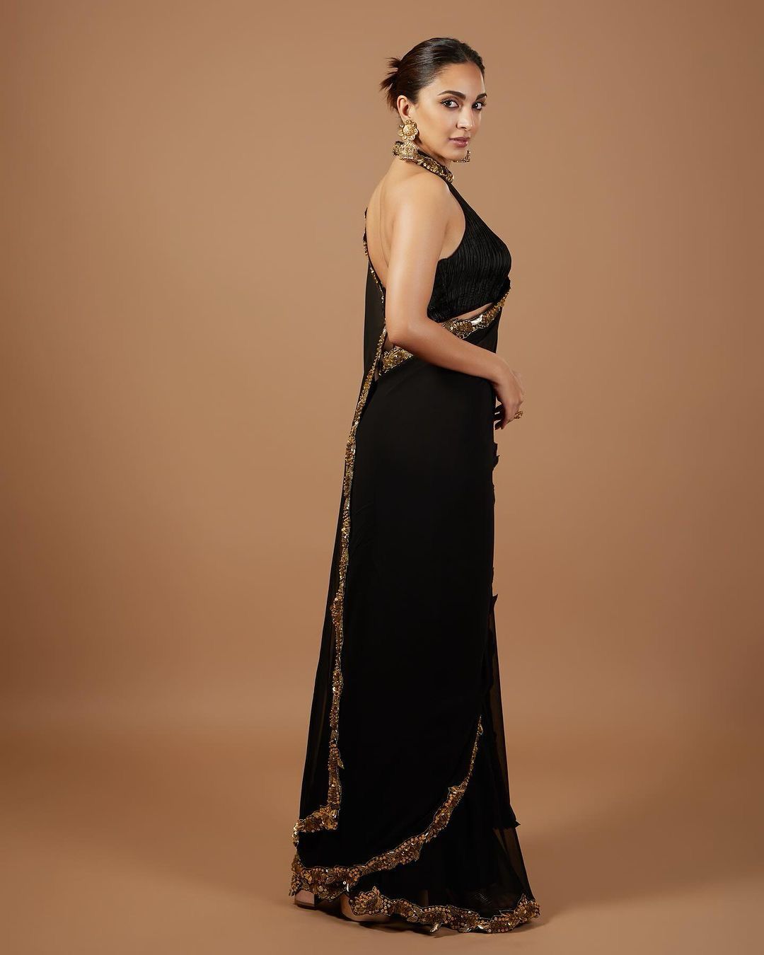 Elevate Your Style: Faux Georgette Saree with Thread and Sequin Detailing