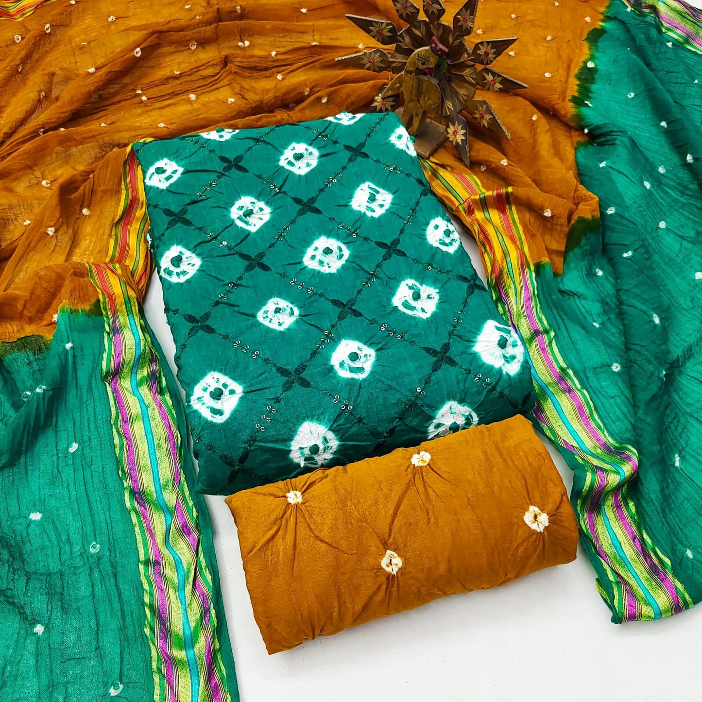 Discover the Elegance of Dahrti Badhani Dress Materials