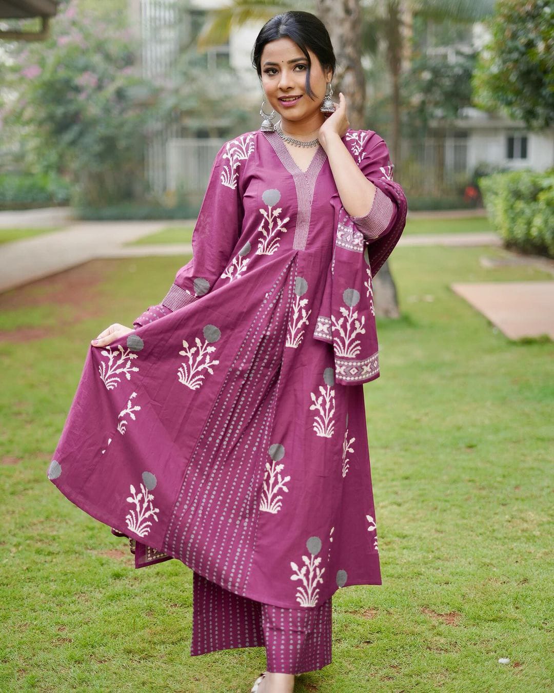 Elevate Your Style with Cotton Kurta Set for Women
