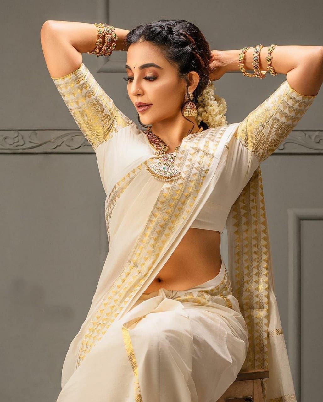 Back side banarasi saree blouse back design