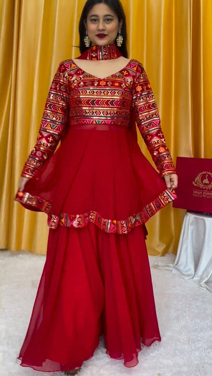 Elegant Women's Engagement Dress: Perfect Fit & Luxurious Fabric Elegant Women's Engagement Dress: Perfect Fit & Luxurious Fabric
