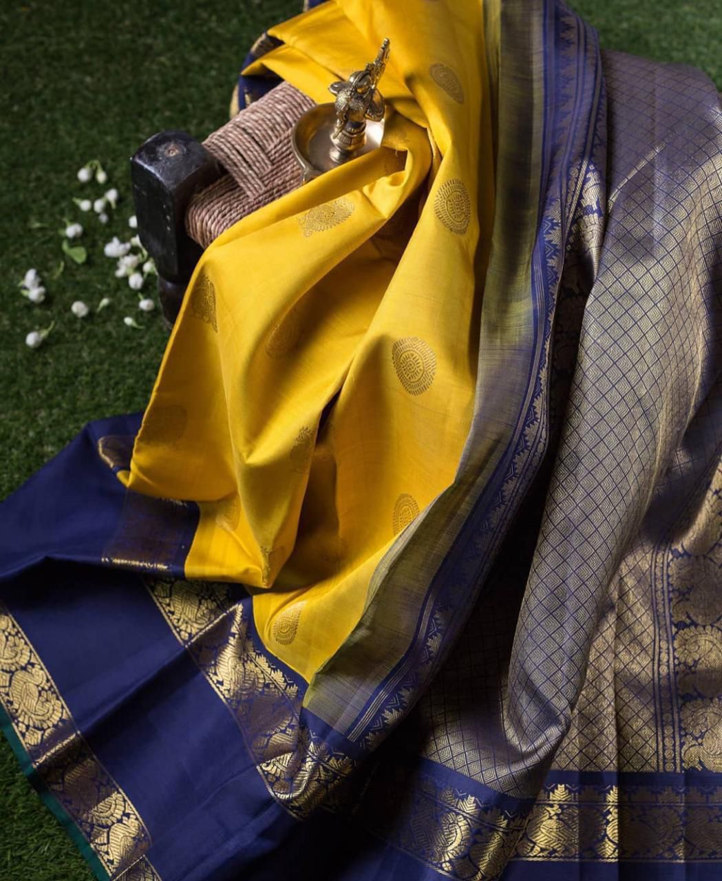 Soft Lichi Silk Saree with Jacquard Work