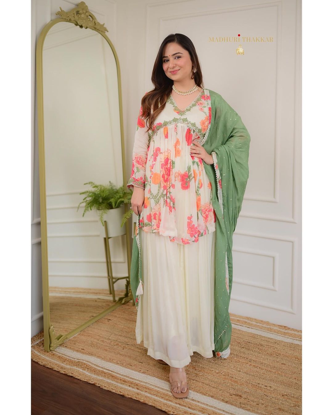 Elegant Chiffon Suit Set