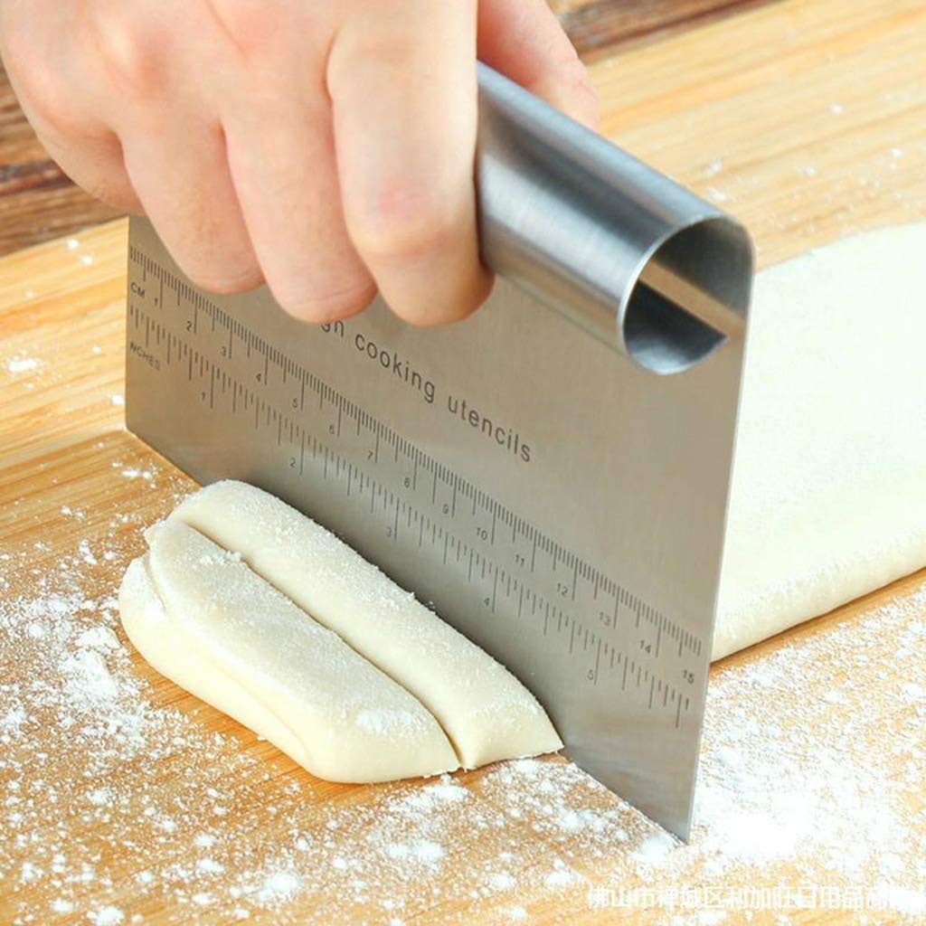 Stainless Steel Dough, Pastry Cutter, Scraper with Cutting Measuring Scale Pastry Cutter