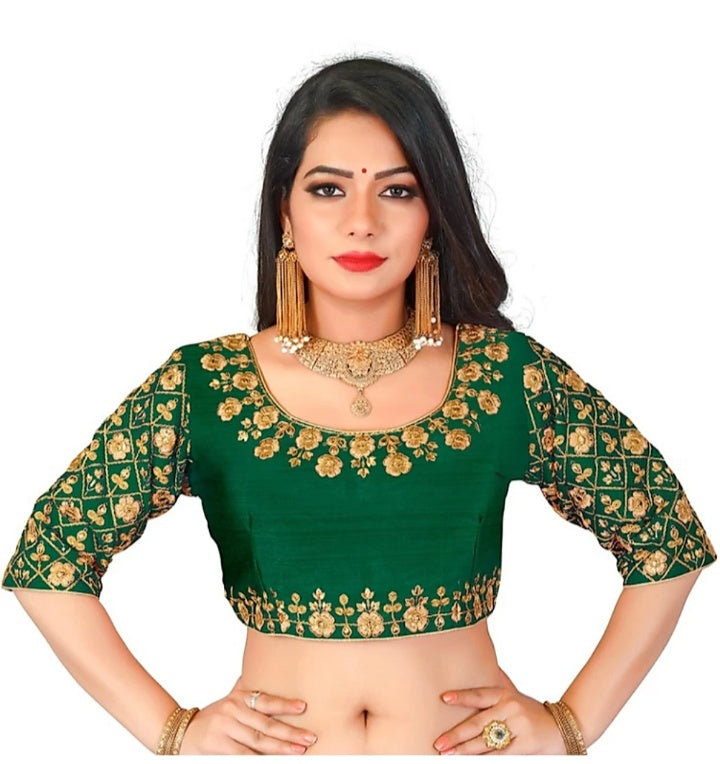 BLOUSE HAS THREAD CODING AND SEQUANCE WORK - Dharti Bandhani