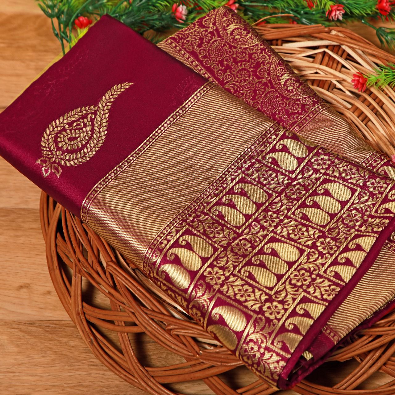 Maroon Bnarasi Silk Woven Saree With Blouse