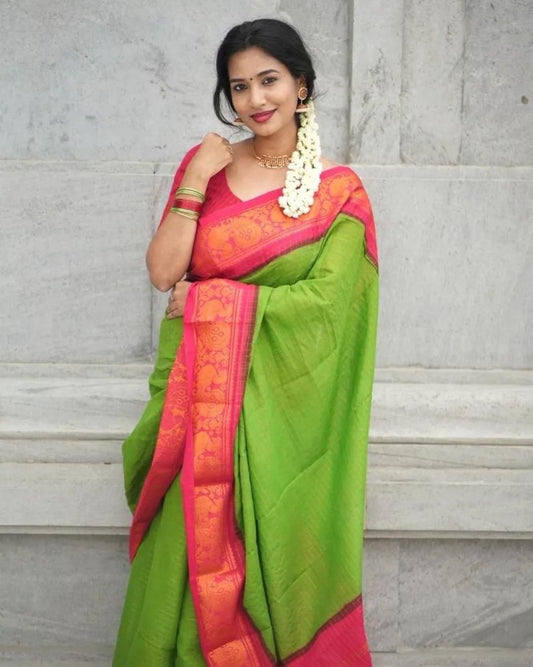 Green Bridal Woven Banarasi Silk Saree With Rani Blouse