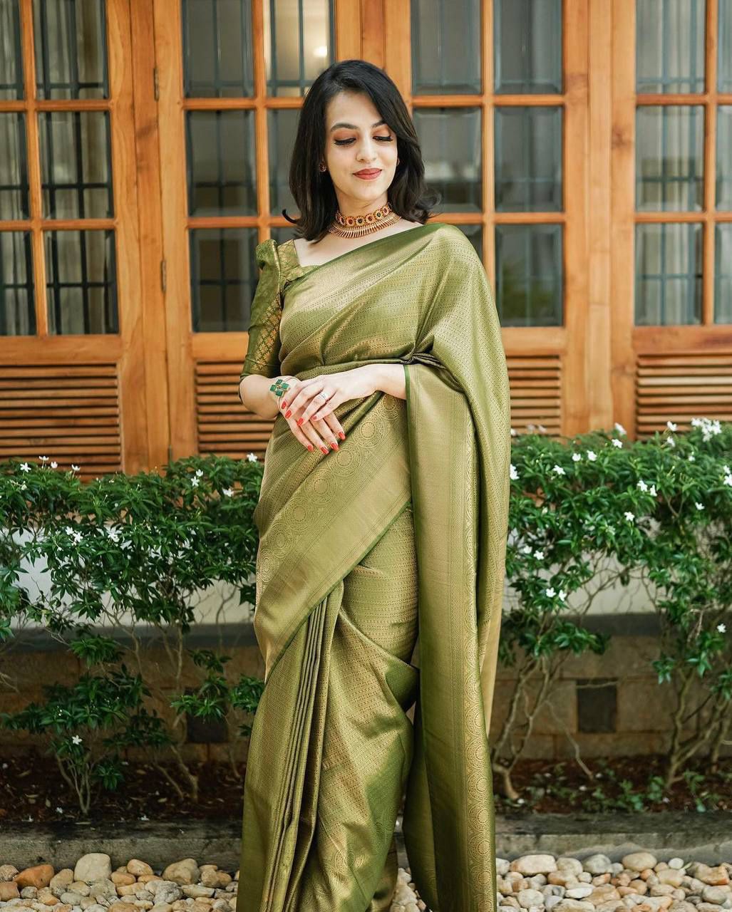 Brown Saree Contrast Blouse | casual wear saree