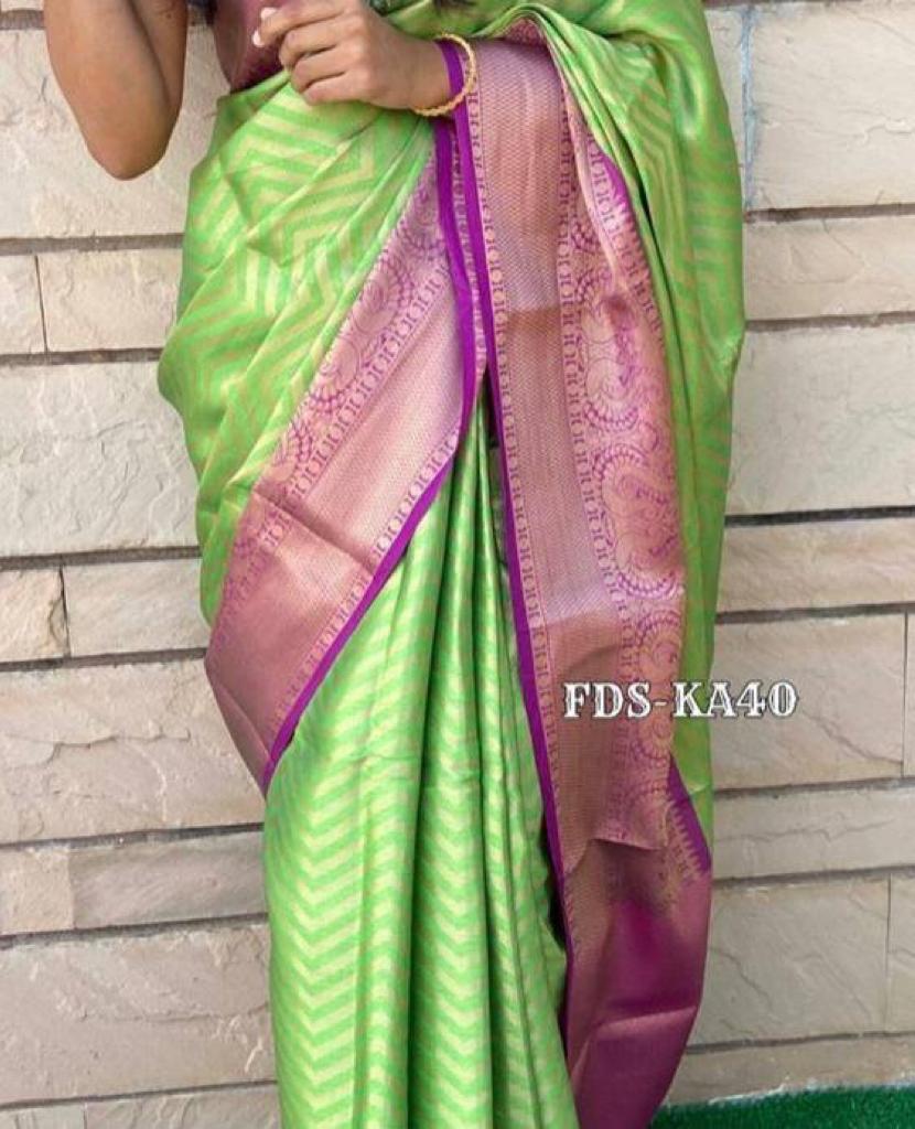 Green Bridal Woven Banarasi Silk Saree With Pink Blouse