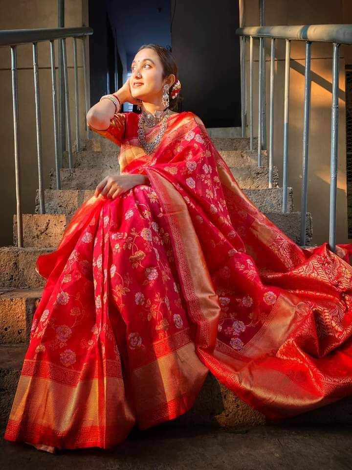 Red Bridal Woven Banarasi Silk Saree With Blouse