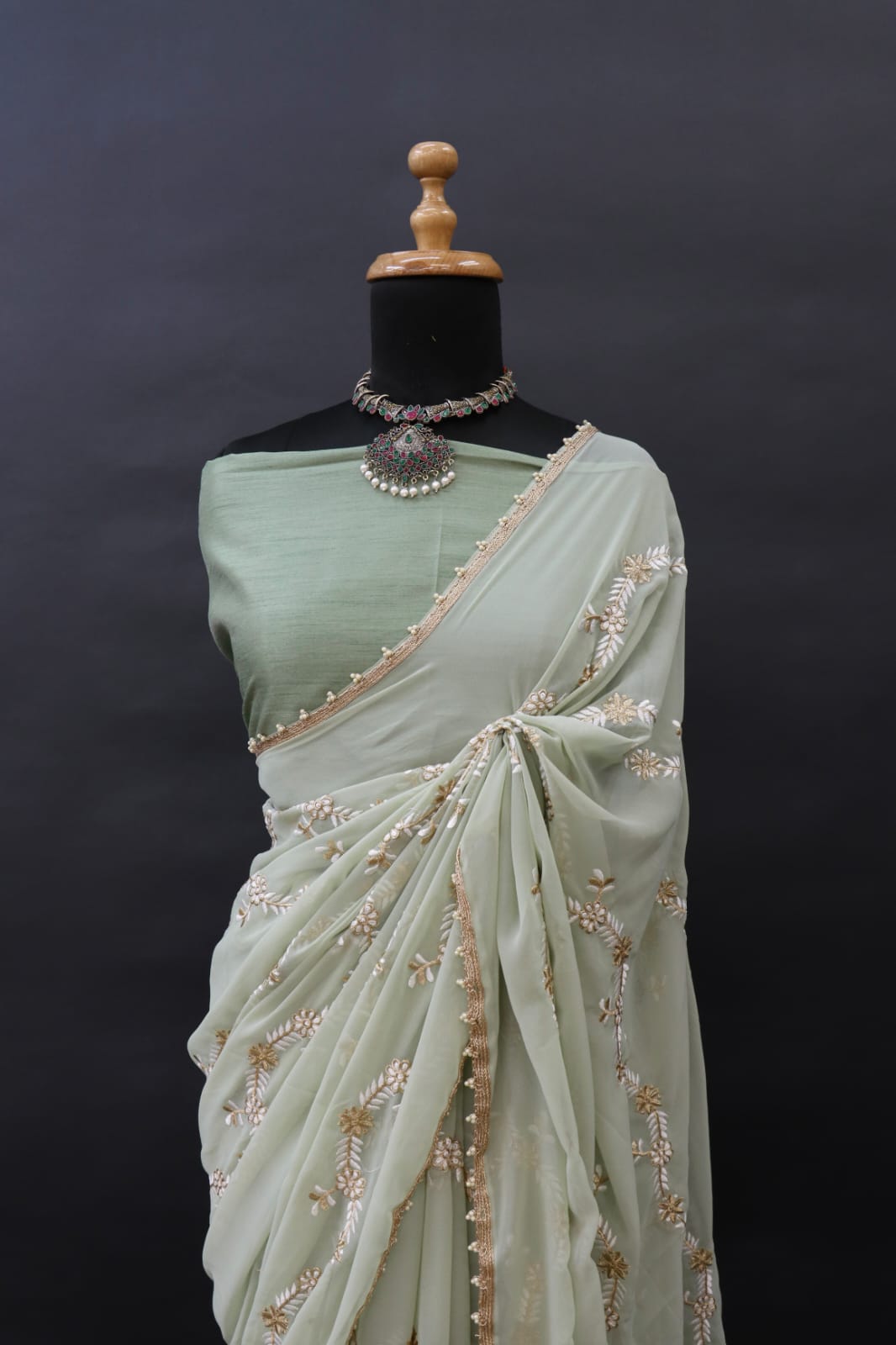 Designer Trending Embroidery Saree