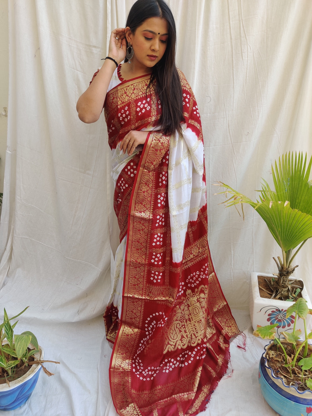 Panetar Bandhani Gharchola Saree