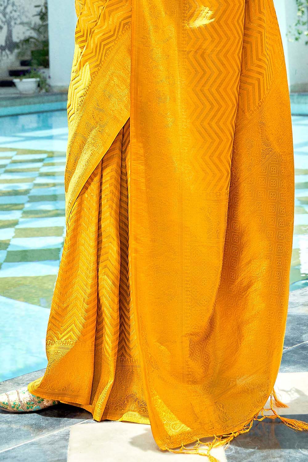 New  Fashion  Banaras  Soft Lichi  Silk Saree