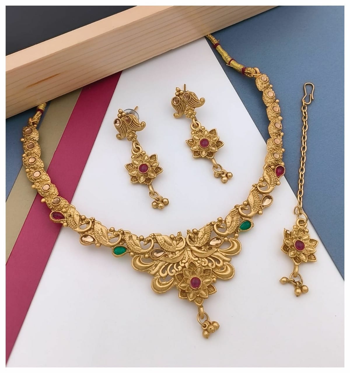 Jewellery Fashion Latest Choker Design Necklace Set For Women