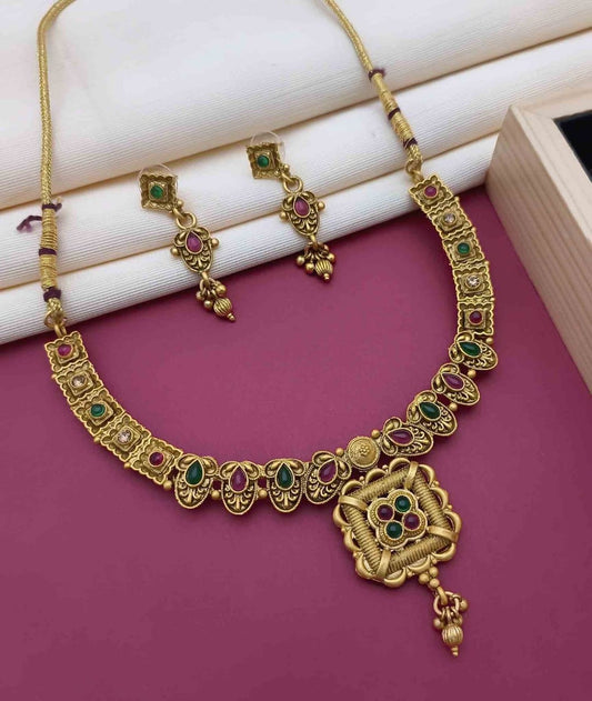 Stylish  Gehena By Estele Gold Plated Necklace Set for Women