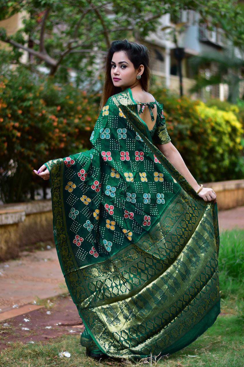 beautiful  Print Bandhani Saree