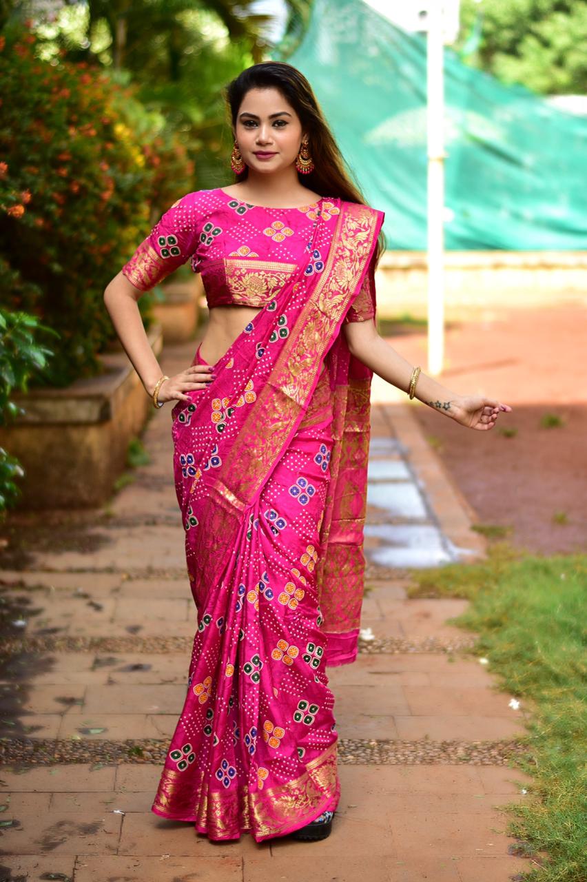 beautiful  Print Bandhani Saree