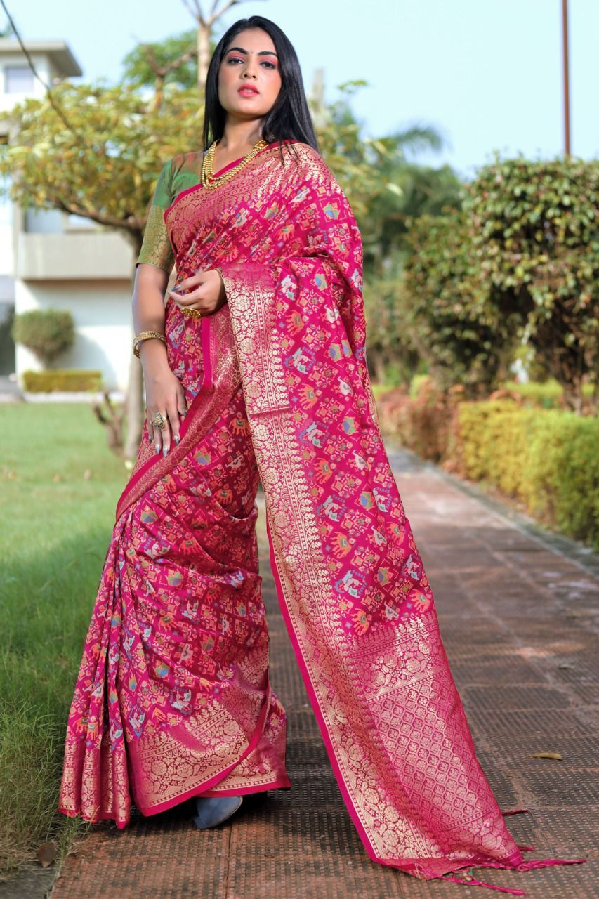 Must have this Designer Wedding Work Saree