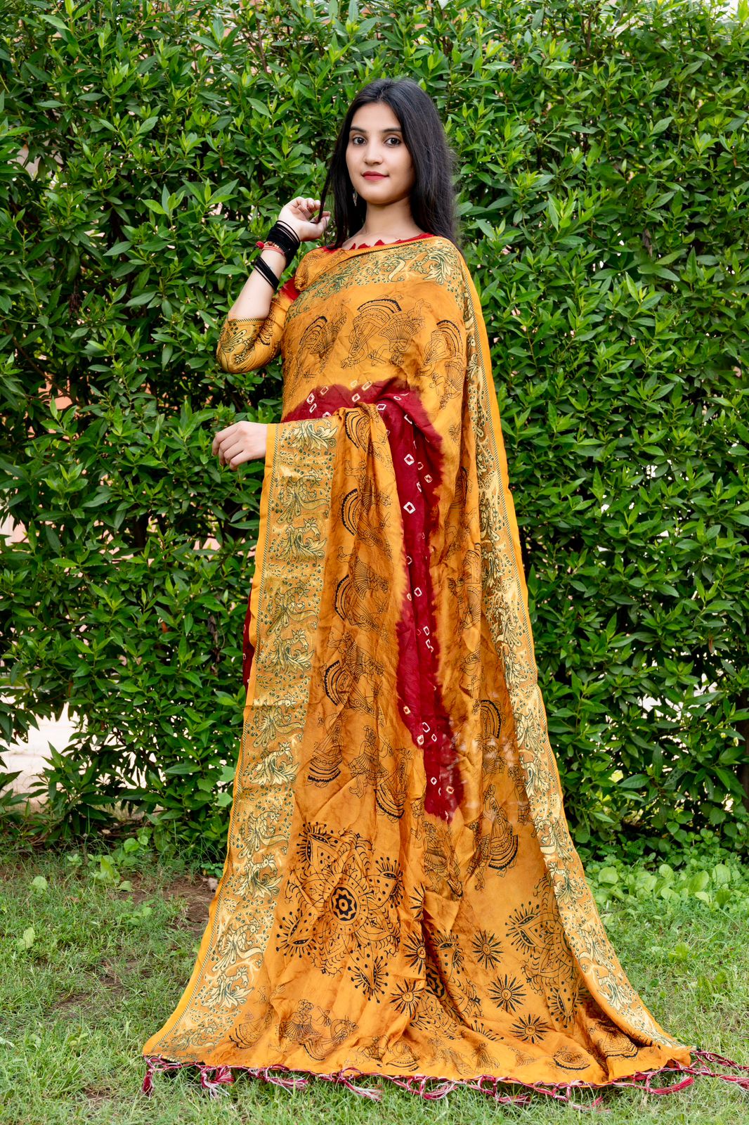 Heavy Hand Bandhej Saree With  Pallu And Jalar