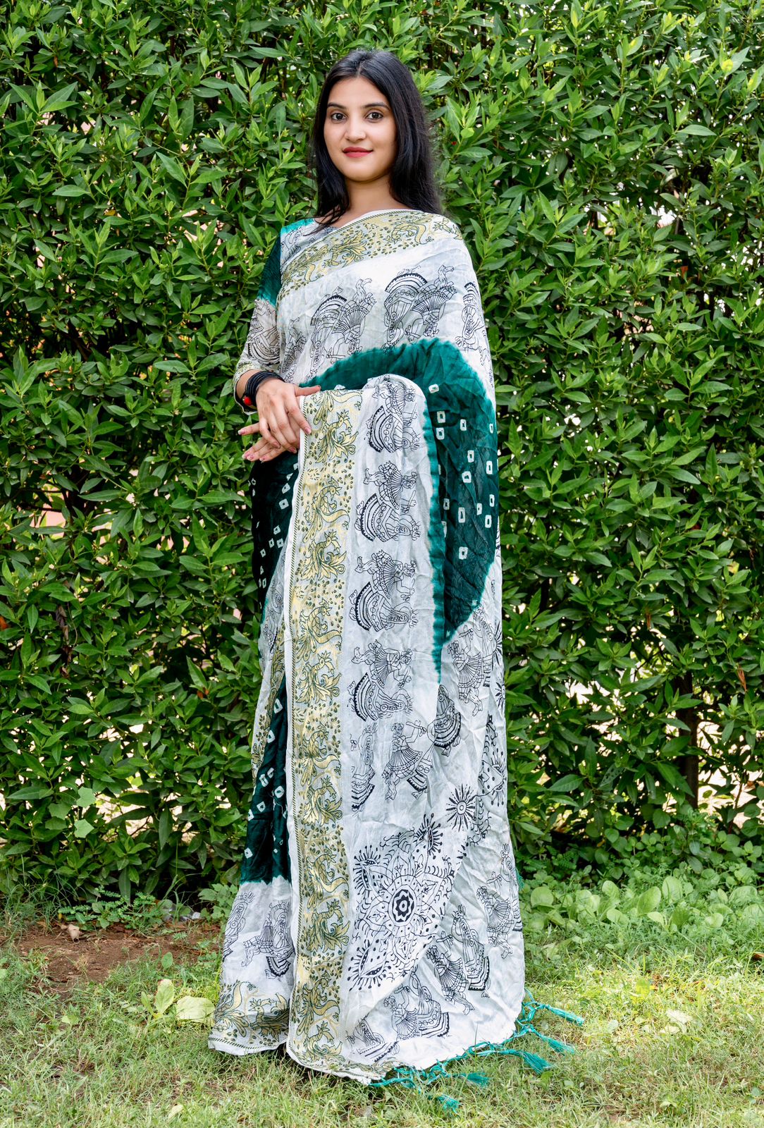 Heavy Hand Bandhej Saree With  Pallu And Jalar