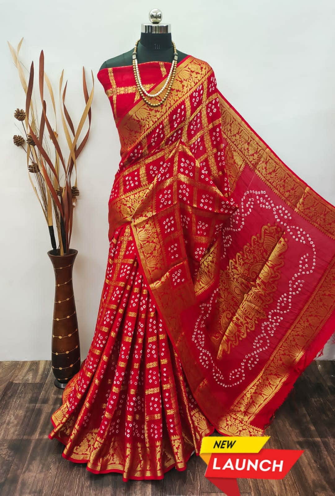 Hevy Chex  Bandhani Gharchola Saree