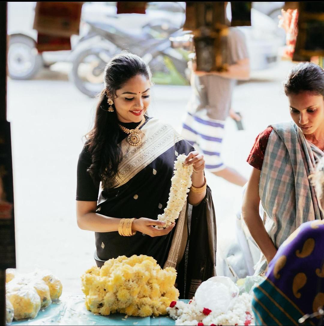 Black  Soft Lichi Silk Cloth  Saree