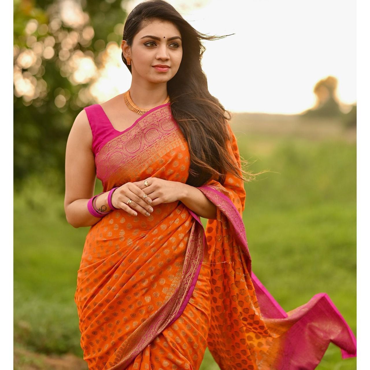 Orange Color Handloom Metallic Linen Saree with Banarasi Patch Border –  NawabiLehaja