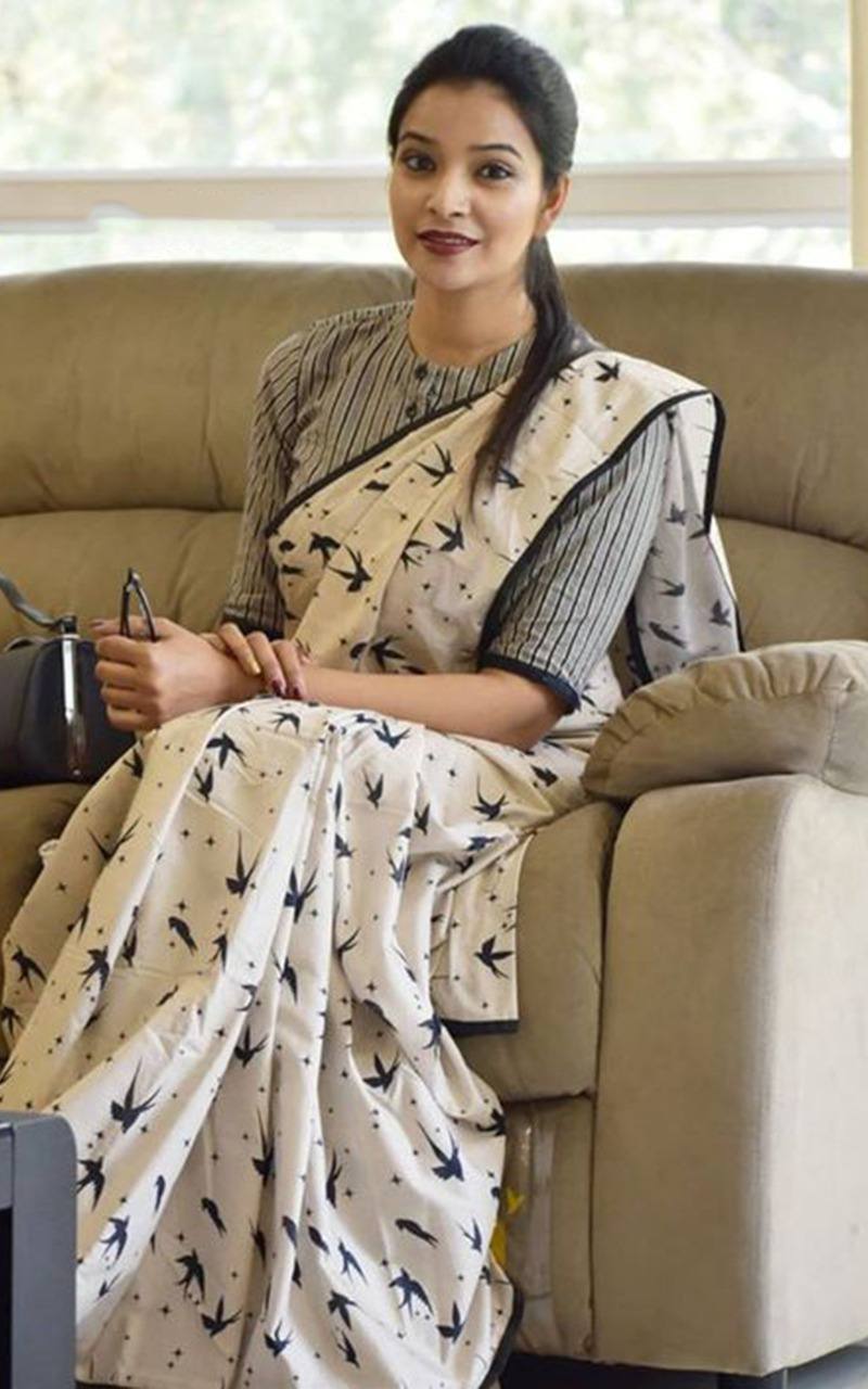 Why are cotton Sarees Ideal as a Formal Wear?